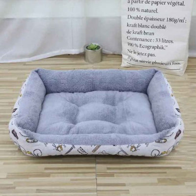 coussin chat gris avec motifs