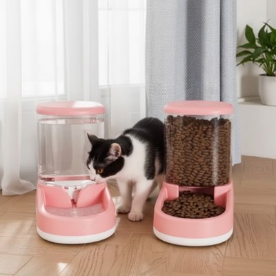 Distributeur de croquettes pour Chat rose