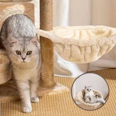 hamac pour chat suspendu beige sur pied